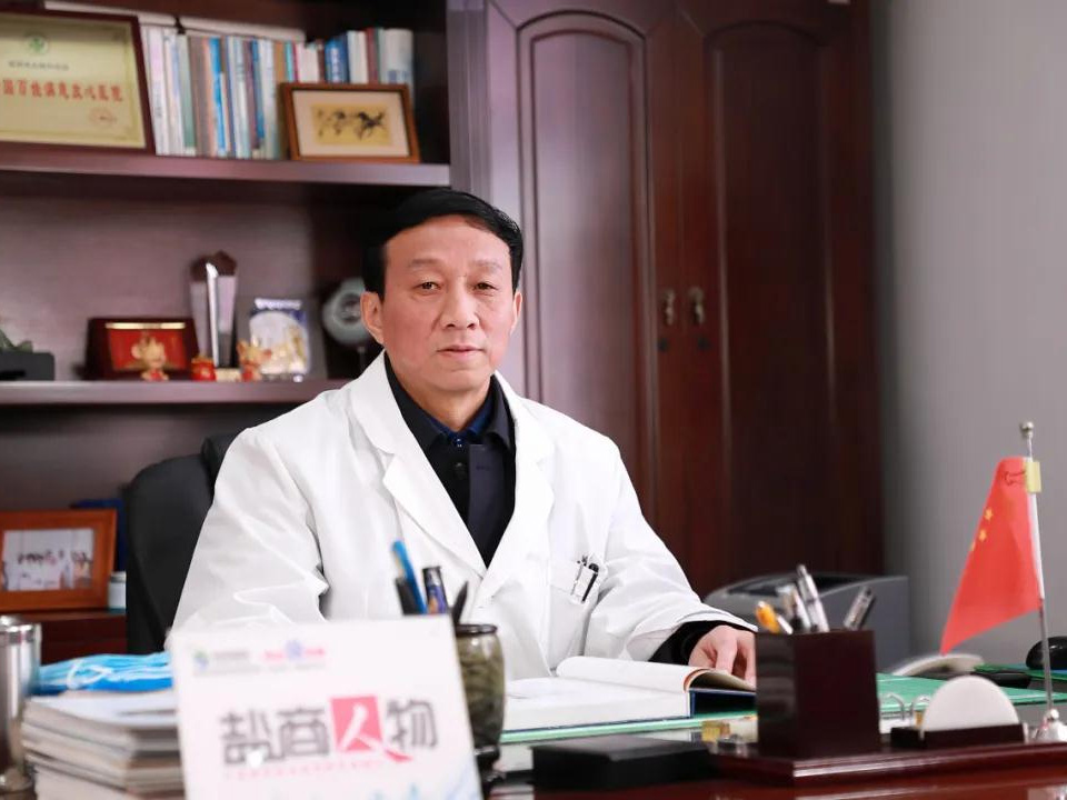 鹽商人物第18期丨專訪建陽(yáng)眼科醫(yī)院院長(zhǎng)葛正光：精醫(yī)重德，科技強(qiáng)院